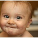 Gülen Bebek Resimleri & Bebek Gülmesi