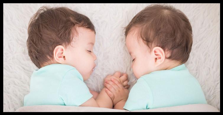 İkiz bebek
