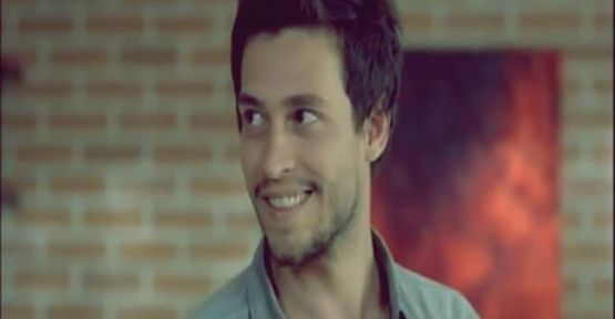 Ekin koç saç modeli
