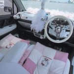 Hello kitty bayan araba