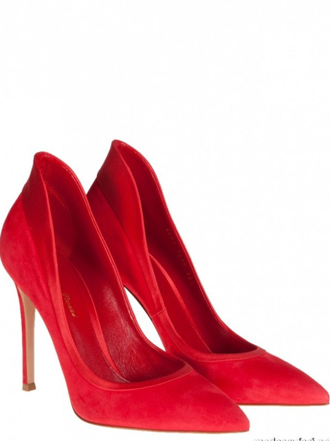 Kırmızı stiletto topuklu ayakkabı